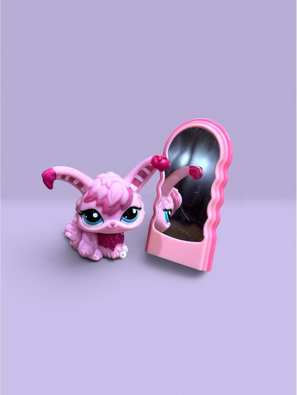 Littlest Pet Shop LPS Angora Rabbit #2132 with Mirror Accessory